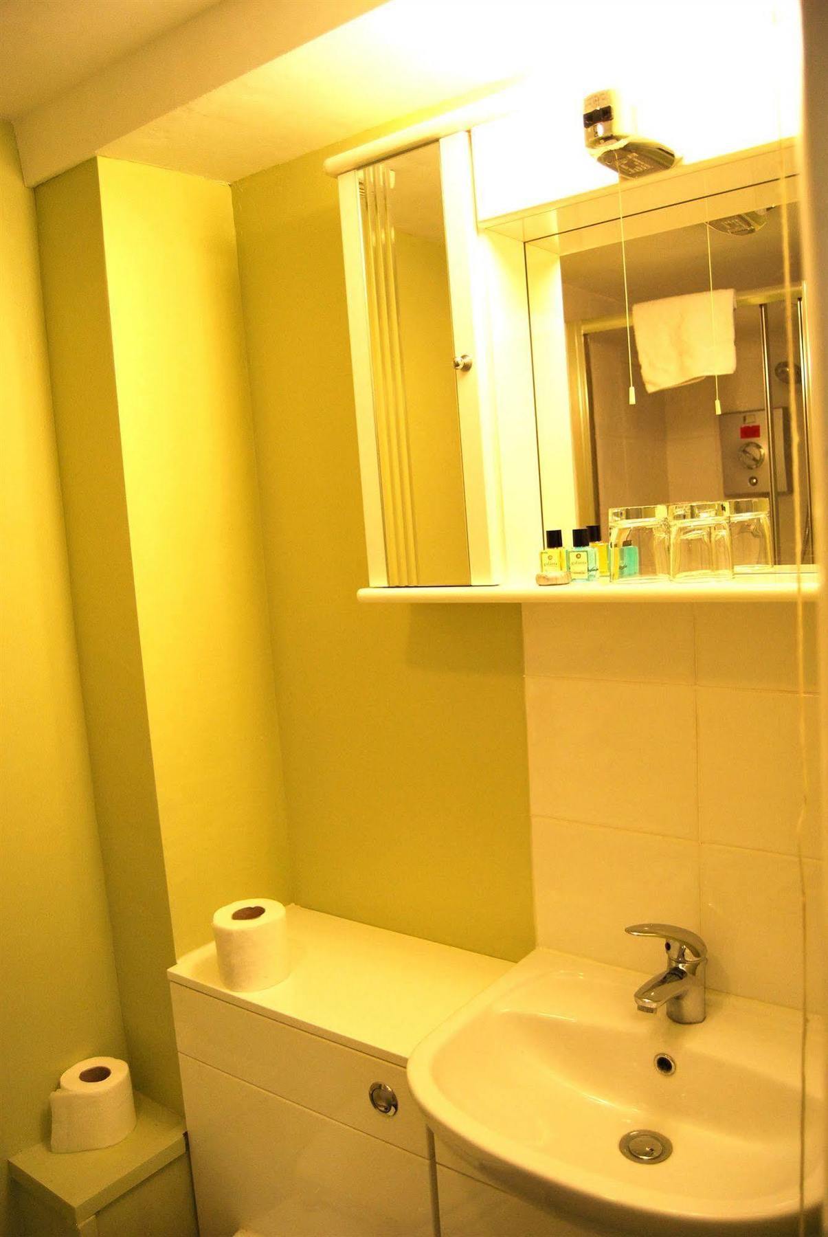 Olivers Lodge Hotel Σεντ Άιβς Εξωτερικό φωτογραφία